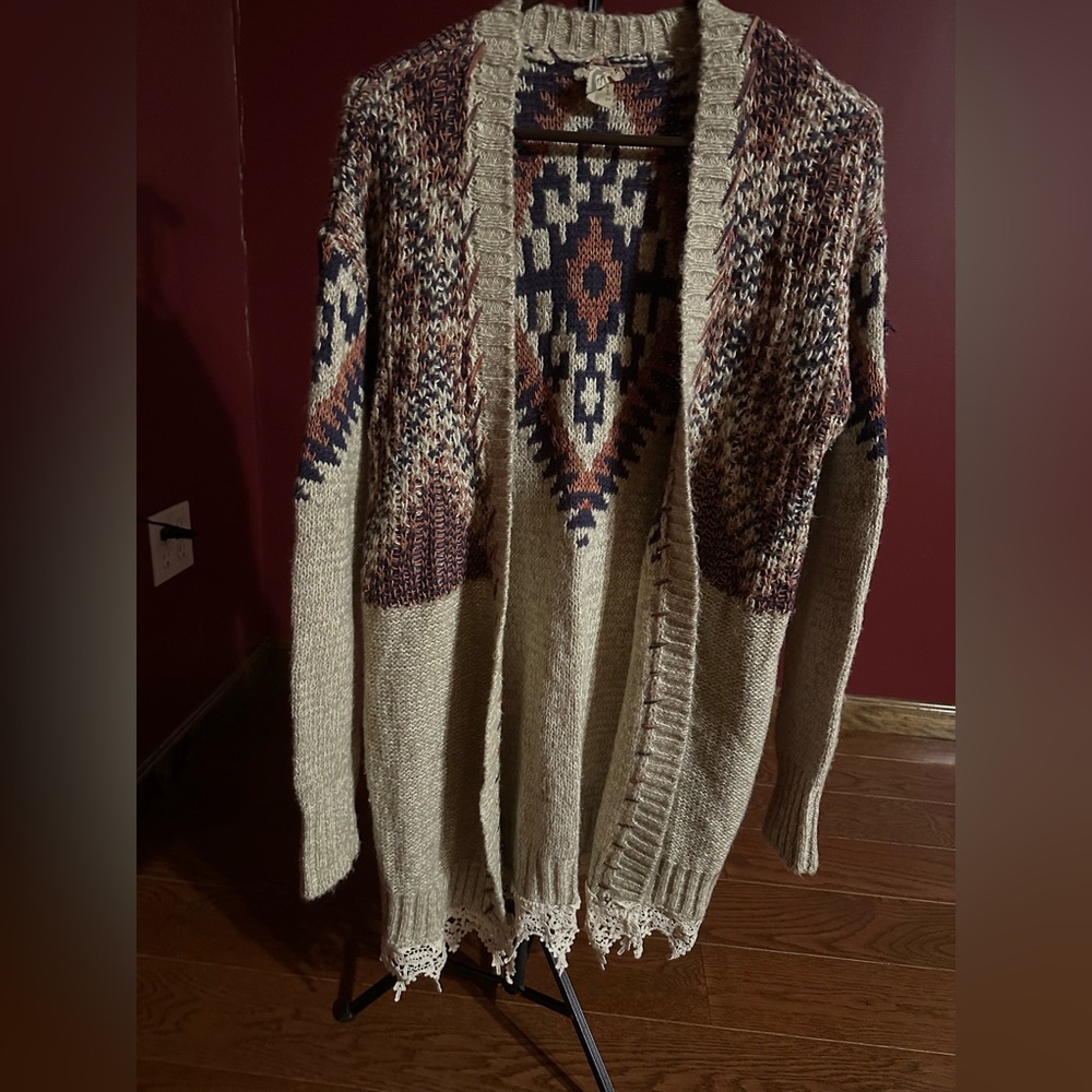 Gimmicks large sweater